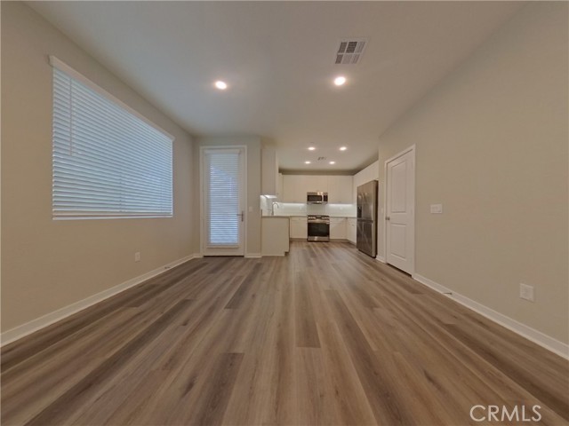 31695 Willowwood Way, Menifee CA: https://media.crmls.org/medias/f80ac15e-3cb7-427f-95de-280c4470af03.jpg