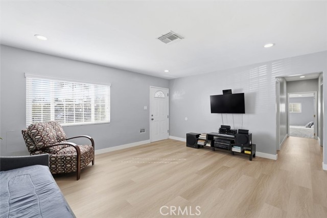 Detail Gallery Image 27 of 47 For 5017 W 118th Pl, Hawthorne,  CA 90250 - 5 Beds | 3 Baths