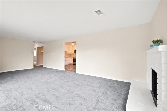 Detail Gallery Image 4 of 11 For 9166 Cerritos Ave #102,  Anaheim,  CA 92804 - 2 Beds | 2 Baths