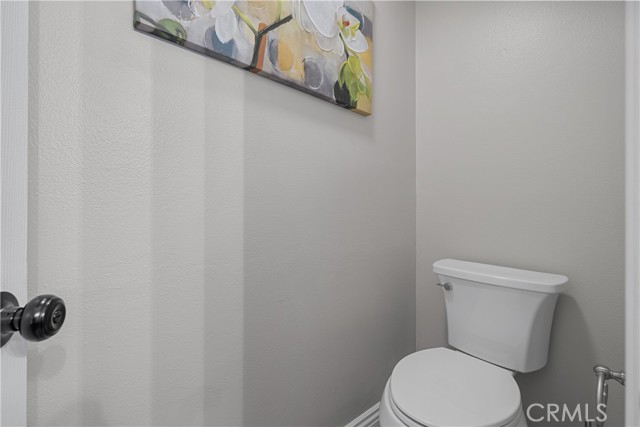 Detail Gallery Image 27 of 41 For 27769 Kristin Ln, Saugus,  CA 91350 - 3 Beds | 2 Baths