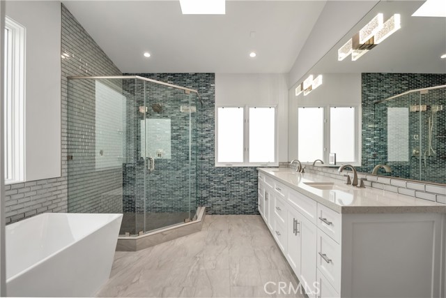509 Marine Avenue, Manhattan Beach, California 90266, 6 Bedrooms Bedrooms, ,2 BathroomsBathrooms,Residential,Sold,Marine,SB21082532