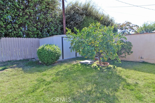 Detail Gallery Image 22 of 24 For 9310 Crebs Ave, Northridge,  CA 91324 - 4 Beds | 2 Baths