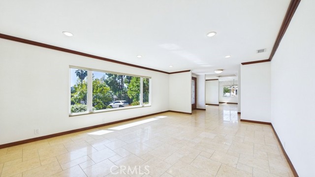 Detail Gallery Image 7 of 62 For 165 Cumberland Rd, Glendale,  CA 91202 - 3 Beds | 2/1 Baths