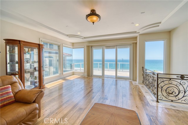 814 Esplanade, Redondo Beach, California 90277, 3 Bedrooms Bedrooms, 0 ,2 BathroomsBathrooms,Residential,For Sale,Esplanade,0,SB26146387 814 Esplanade, Redondo Beach, California 90277, 3 Bedrooms Bedrooms, 0 ,2 BathroomsBathrooms,Residential,For Sale,Esplanade,0,SB26146387