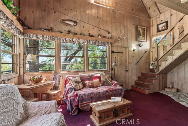 Detail Gallery Image 12 of 31 For 28810 Cedar Dr, Lake Arrowhead,  CA 92352 - 3 Beds | 2 Baths
