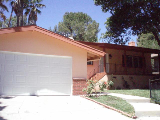 Detail Gallery Image 2 of 23 For 22931 Cass Ave, Woodland Hills,  CA 91364 - 3 Beds | 2 Baths