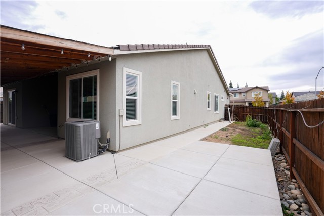 2531 Craftsman Street, Turlock CA: https://media.crmls.org/medias/f80f0f7a-6d5d-4473-961a-4ffb8d85234f.jpg