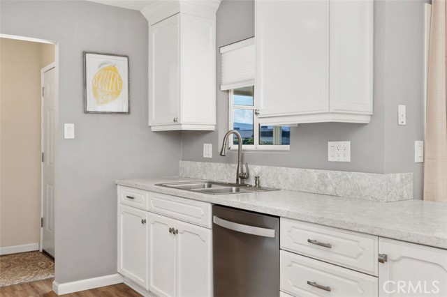 26434 Mccall Boulevard, Menifee CA: https://media.crmls.org/medias/f80fd540-9bfe-4a06-9b8d-364242600a06.jpg