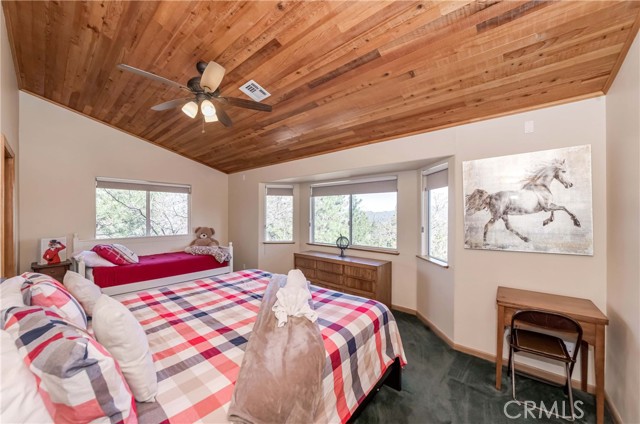 Detail Gallery Image 40 of 56 For 1396 La Crescenta Dr, Big Bear City,  CA 92314 - 3 Beds | 2 Baths