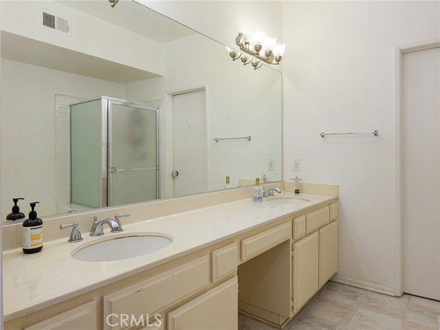 Detail Gallery Image 23 of 45 For 1450 Brett #305,  San Pedro,  CA 90732 - 2 Beds | 2 Baths