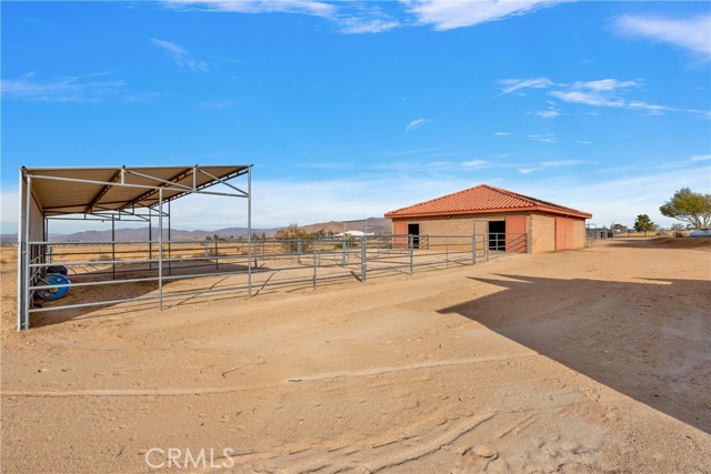 Detail Gallery Image 63 of 75 For 11042 Joshua Rd, Apple Valley,  CA 92308 - 4 Beds | 4 Baths