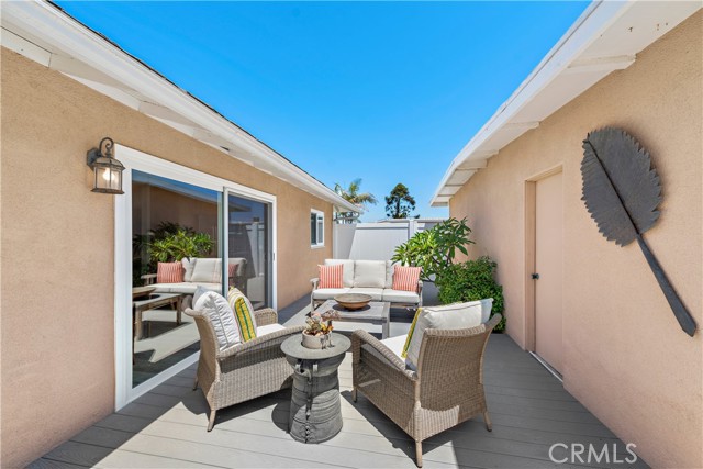 201 Monte Vista, San Clemente CA: https://media.crmls.org/medias/f8126a03-f5b3-4661-a924-d7de8a3e9fd6.jpg