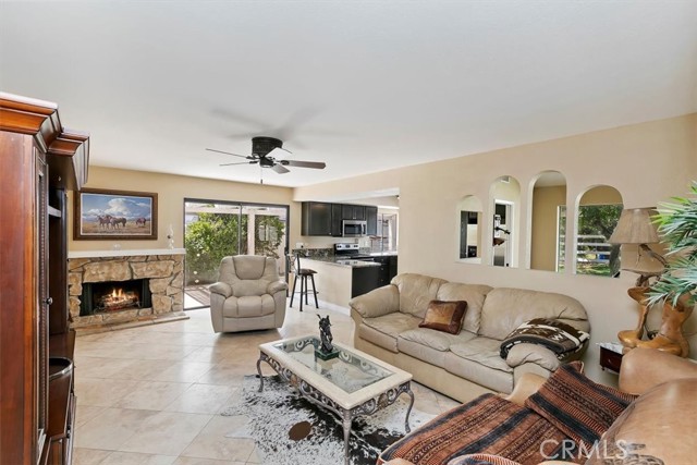 Detail Gallery Image 18 of 56 For 2386 Hialeah Cir, Norco,  CA 92860 - 4 Beds | 2 Baths