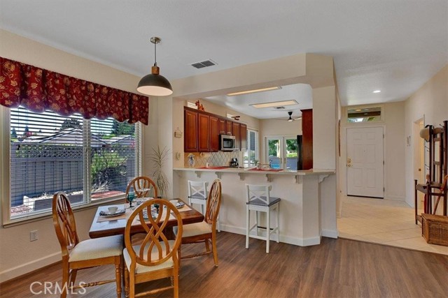601 Yerington Place, Lincoln CA: https://media.crmls.org/medias/f81335b8-4fd2-46f9-b7ea-248327605921.jpg