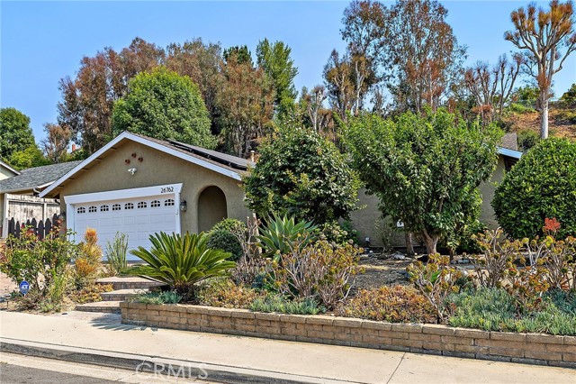 26762 Via Zaragosa, Mission Viejo CA: https://media.crmls.org/medias/f8136f25-f020-4074-ad18-1f52ec5a5333.jpg