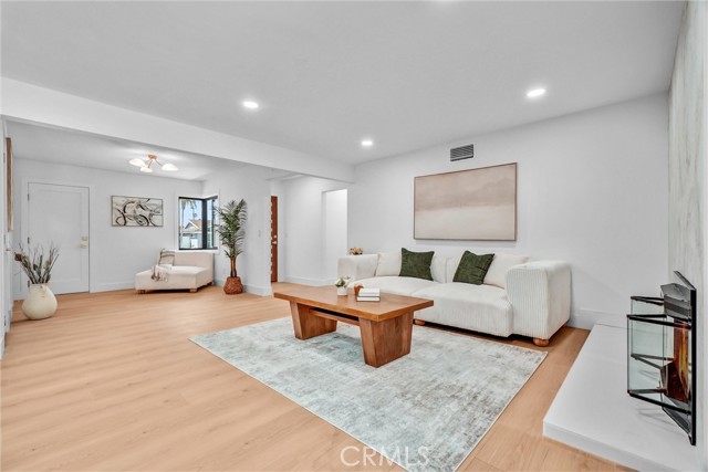 Image 3 of 23 For 6951 Stanford