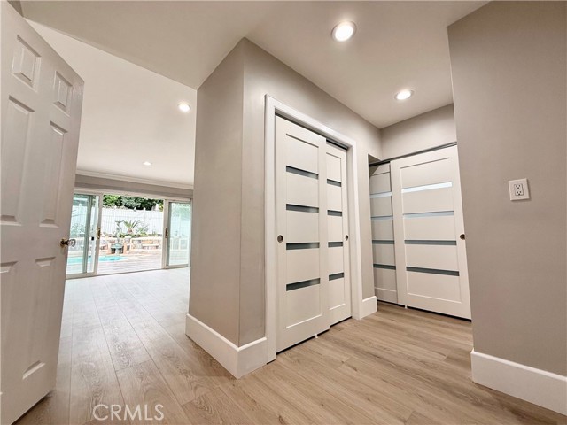 Detail Gallery Image 53 of 73 For 24204 Calvert, Woodland Hills,  CA 91367 - 6 Beds | 3 Baths