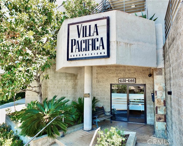 4138 E Mendez Street, Long Beach CA: https://media.crmls.org/medias/f8145d1f-c525-43a2-94f0-762928147b2b.jpg