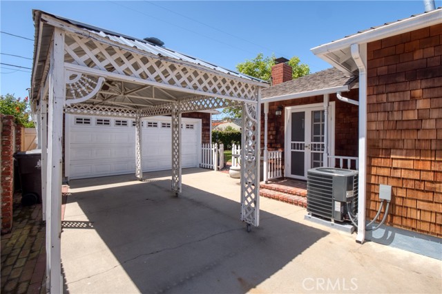 Detail Gallery Image 37 of 42 For 2241 Faust Ave, Long Beach,  CA 90815 - 3 Beds | 2 Baths