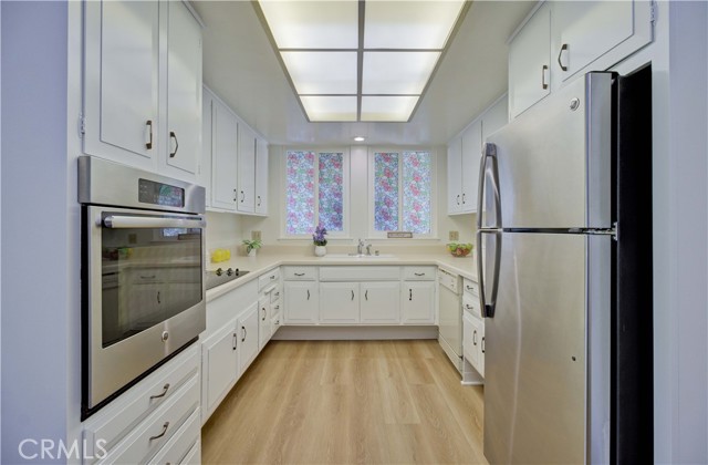 Detail Gallery Image 9 of 32 For 389 Avenida Castilla #Q,  Laguna Woods,  CA 92637 - 2 Beds | 2 Baths