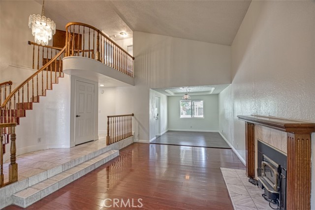18164 Arminta Street photo 6