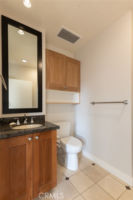 Detail Gallery Image 20 of 38 For 700 W Harbor Dr #104,  San Diego,  CA 92101 - 2 Beds | 2/1 Baths