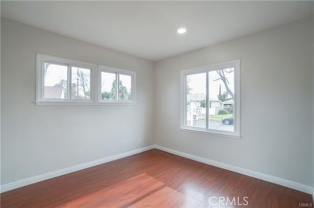 Detail Gallery Image 12 of 32 For 17023 Burton, Van Nuys,  CA 91406 - 4 Beds | 2 Baths