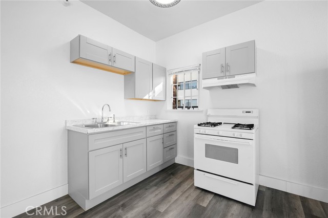 Detail Gallery Image 11 of 16 For 228 S Kenwood St #407,  Glendale,  CA 91205 - 0 Beds | 1 Baths