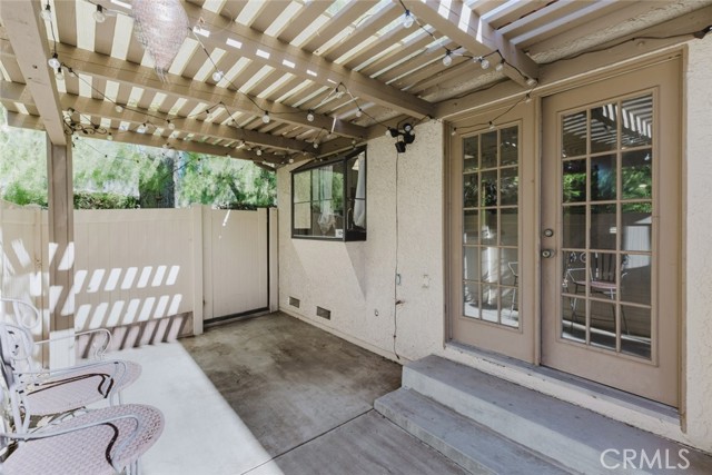 Detail Gallery Image 43 of 61 For 20055 Avenue of the Oaks #220,  Newhall,  CA 91321 - 3 Beds | 2 Baths