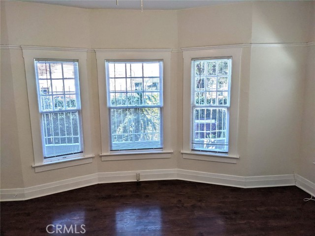 Front Image Thumbnail for CRPW25278681