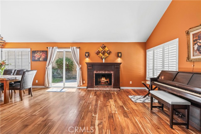 Detail Gallery Image 7 of 53 For 23644 Mesa Ct, Valencia,  CA 91355 - 3 Beds | 3 Baths