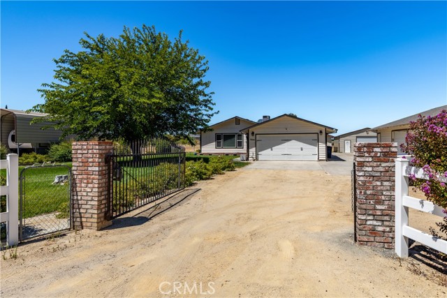 5095 Whispering Oak Way, Paso Robles CA: https://media.crmls.org/medias/f819b2f1-331c-42d3-9f29-7ac5e0c9993b.jpg