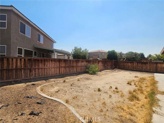 REAR BACK YARD
