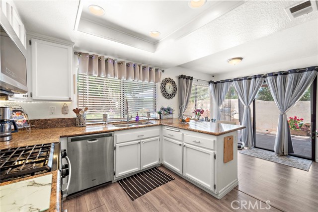 Detail Gallery Image 15 of 32 For 1 San Vincente, Rancho Santa Margarita,  CA 92688 - 3 Beds | 2/1 Baths