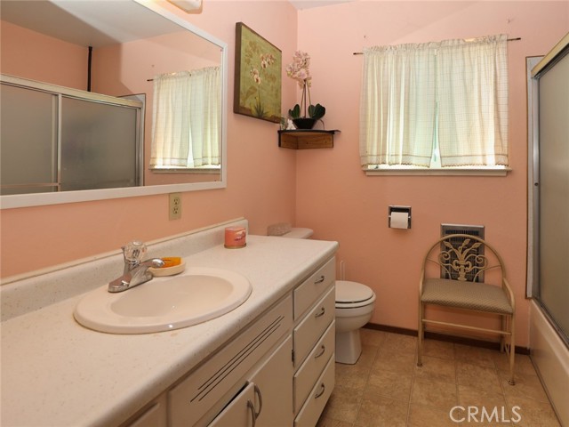 Detail Gallery Image 16 of 34 For 915 Armstrong St, Lakeport,  CA 95453 - 2 Beds | 1/1 Baths