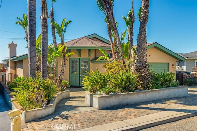 Detail Gallery Image 2 of 72 For 951 Fresno Ave, Pismo Beach,  CA 93449 - 3 Beds | 2/1 Baths
