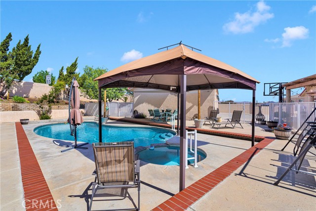 Detail Gallery Image 47 of 62 For 12546 Autumn Leaves Ave, Victorville,  CA 92395 - 5 Beds | 3/1 Baths