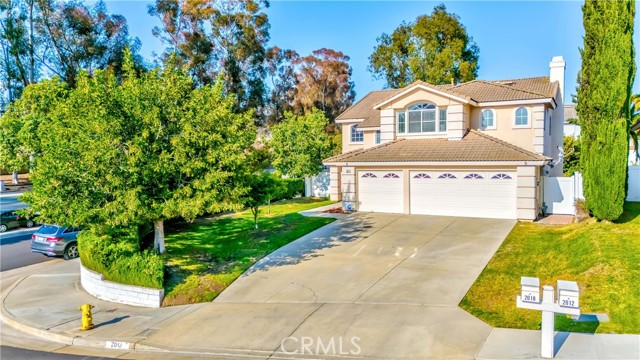2018 Wren Way, Fullerton CA: https://media.crmls.org/medias/f81e0adb-647c-4eaa-8611-1e4d6734b73f.jpg