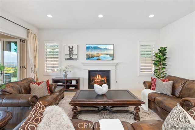 1278 Inspiration, West Covina CA: https://media.crmls.org/medias/f81e9abe-ae21-49d8-88d6-3c35f462de77.jpg