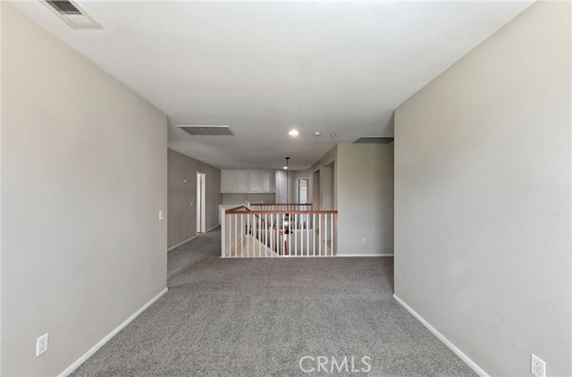 11144 Arizona Avenue, Riverside CA: https://media.crmls.org/medias/f81ebf7d-8eb6-4b65-b6b0-1c4c89655f34.jpg