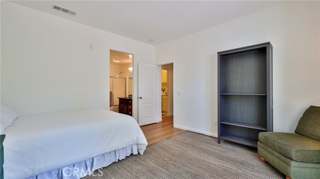28653 Bar Harbor, Temecula CA: https://media.crmls.org/medias/f81ecc16-3ed5-481d-9ee6-7c3281d71c09.jpg