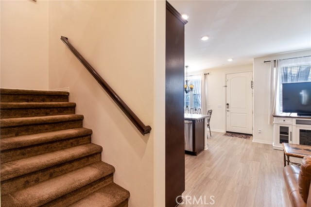 40434 Calle Real, Murrieta CA: https://media.crmls.org/medias/f81f398c-a872-4671-bc7c-e9d51667386d.jpg