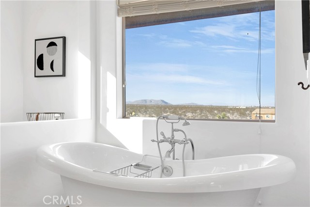 Detail Gallery Image 22 of 74 For 61430 Moonlight Mesa, Joshua Tree,  CA 92252 - 3 Beds | 3 Baths