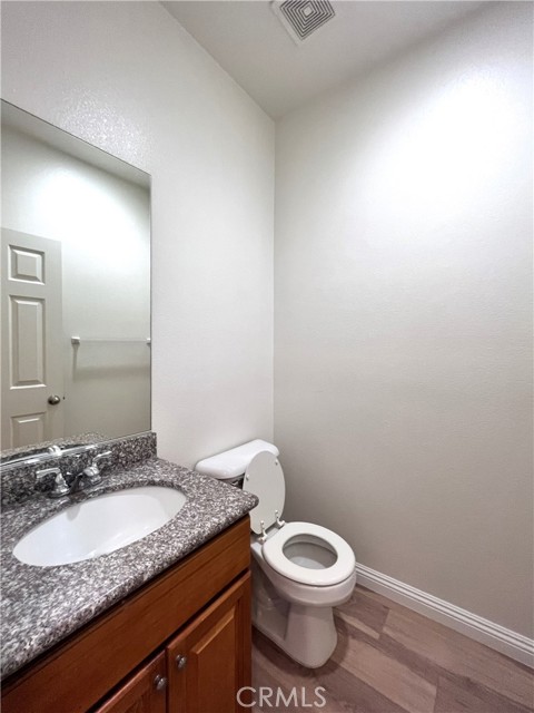 Detail Gallery Image 9 of 25 For 16558 Paine St #7,  Fontana,  CA 92336 - 3 Beds | 2/1 Baths