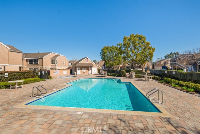 Detail Gallery Image 24 of 28 For 10393 E Briar Oaks Dr #D,  Stanton,  CA 90680 - 2 Beds | 2 Baths