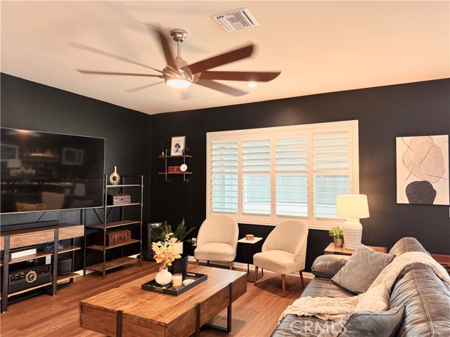 28382 Hopscotch Drive, Menifee CA: https://media.crmls.org/medias/f8219fdc-7777-4f8f-977a-86e02888054f.jpg
