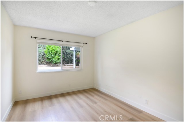 Detail Gallery Image 14 of 30 For 1110 Redding, Costa Mesa,  CA 92626 - 4 Beds | 2 Baths