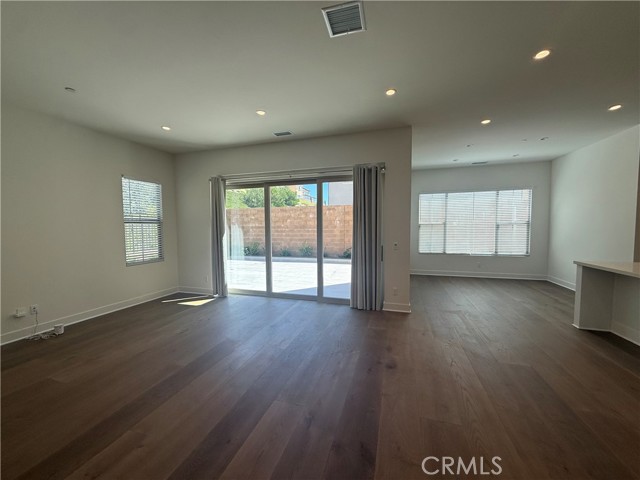 Detail Gallery Image 23 of 28 For 228 Maricopa, Irvine,  CA 92618 - 3 Beds | 2/1 Baths