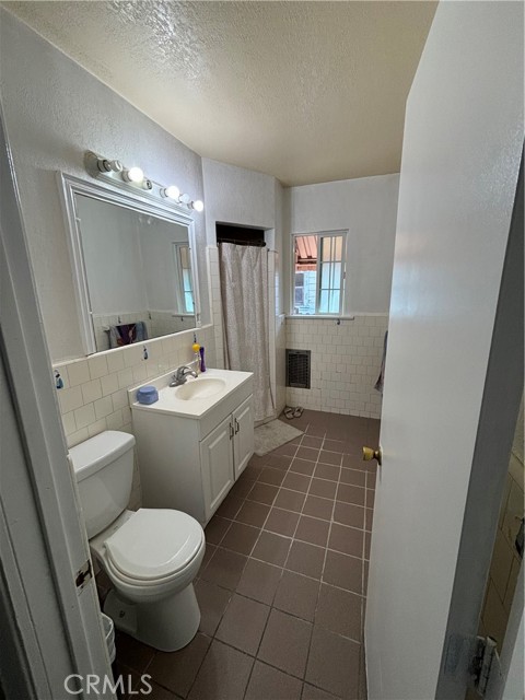 Detail Gallery Image 12 of 22 For 763 W 17th St, San Bernardino,  CA 92405 - 2 Beds | 1 Baths