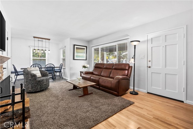 3556 Rutgers Avenue, Long Beach CA: https://media.crmls.org/medias/f8223a56-17b7-48a5-99da-491e142f232a.jpg